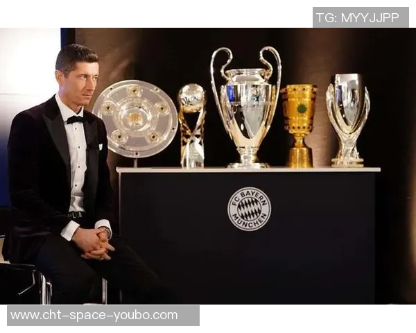 欧洲足球先生评选揭晓三位候选人引发热议与期待